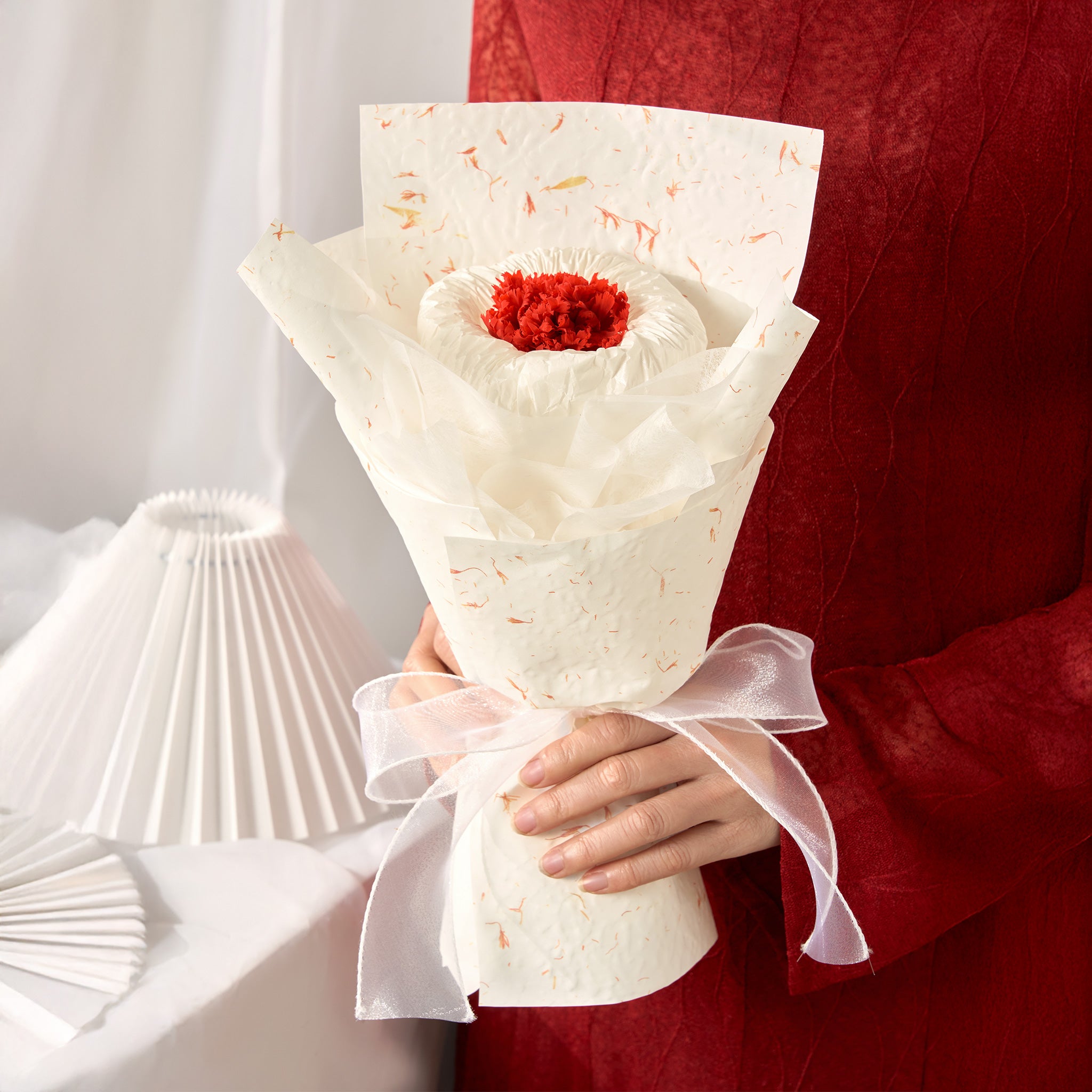 Luna (1 Carnation) – Red