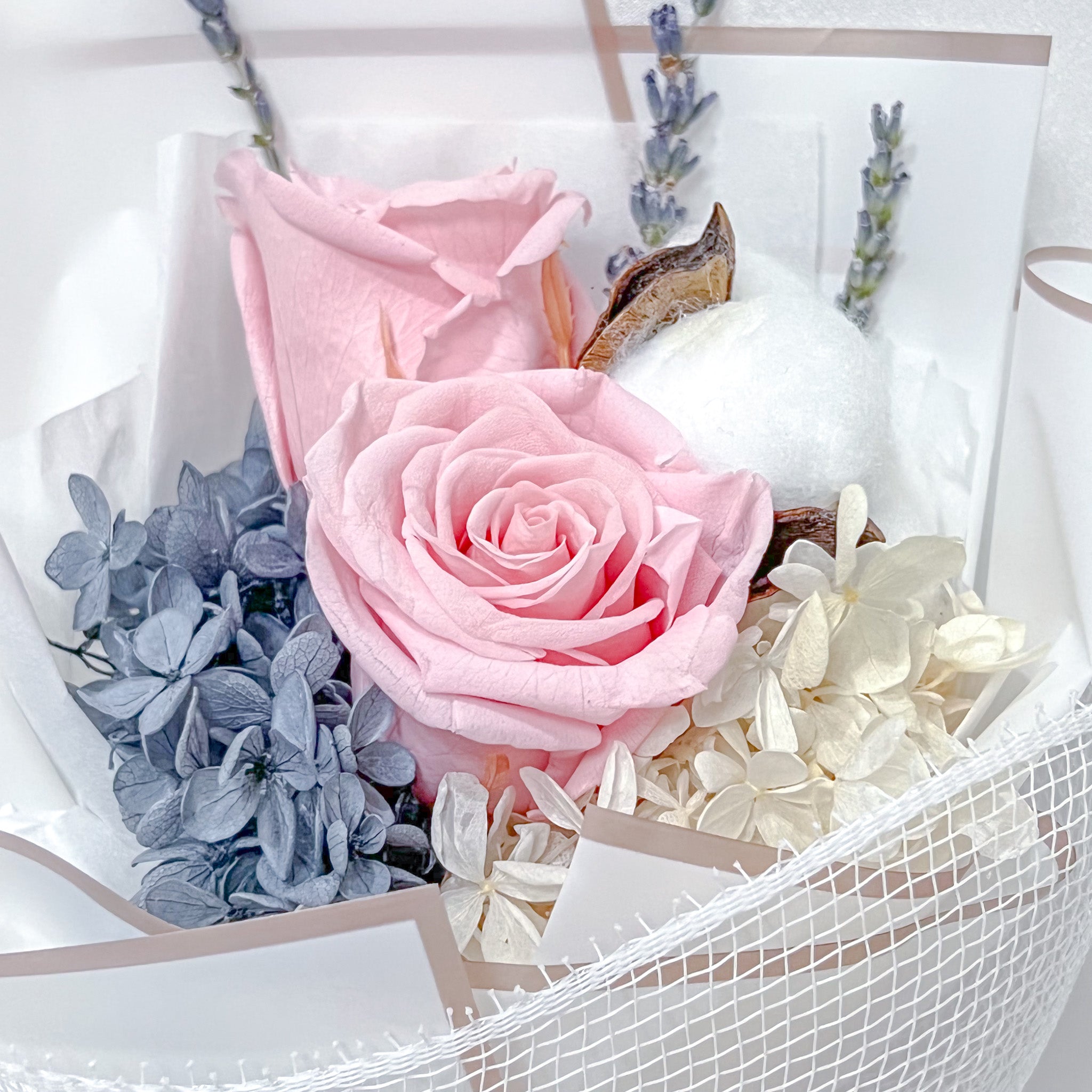 Diane (2 Roses & 1 Cotton) – Blush Pink