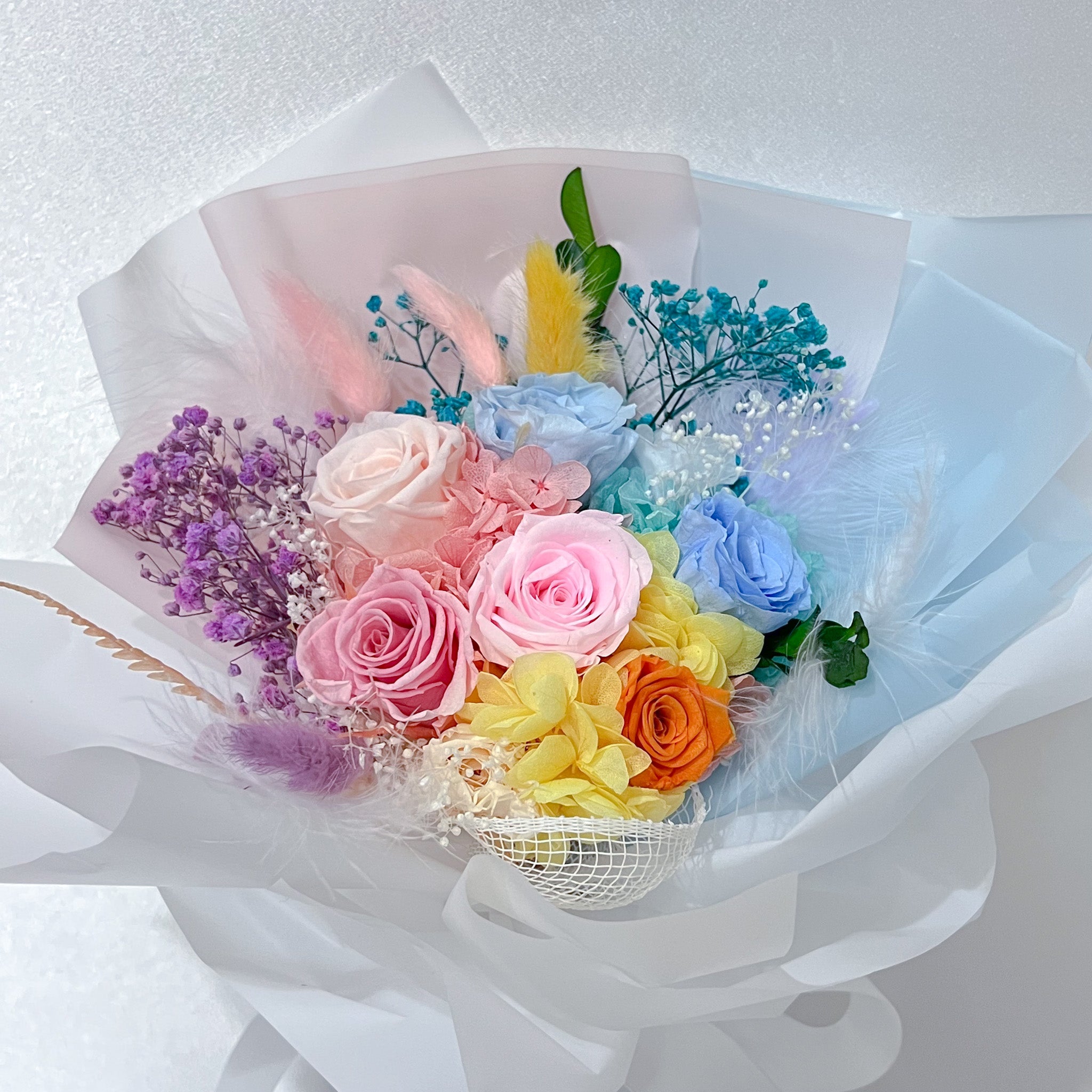 Rainbow Magic (7 Roses)