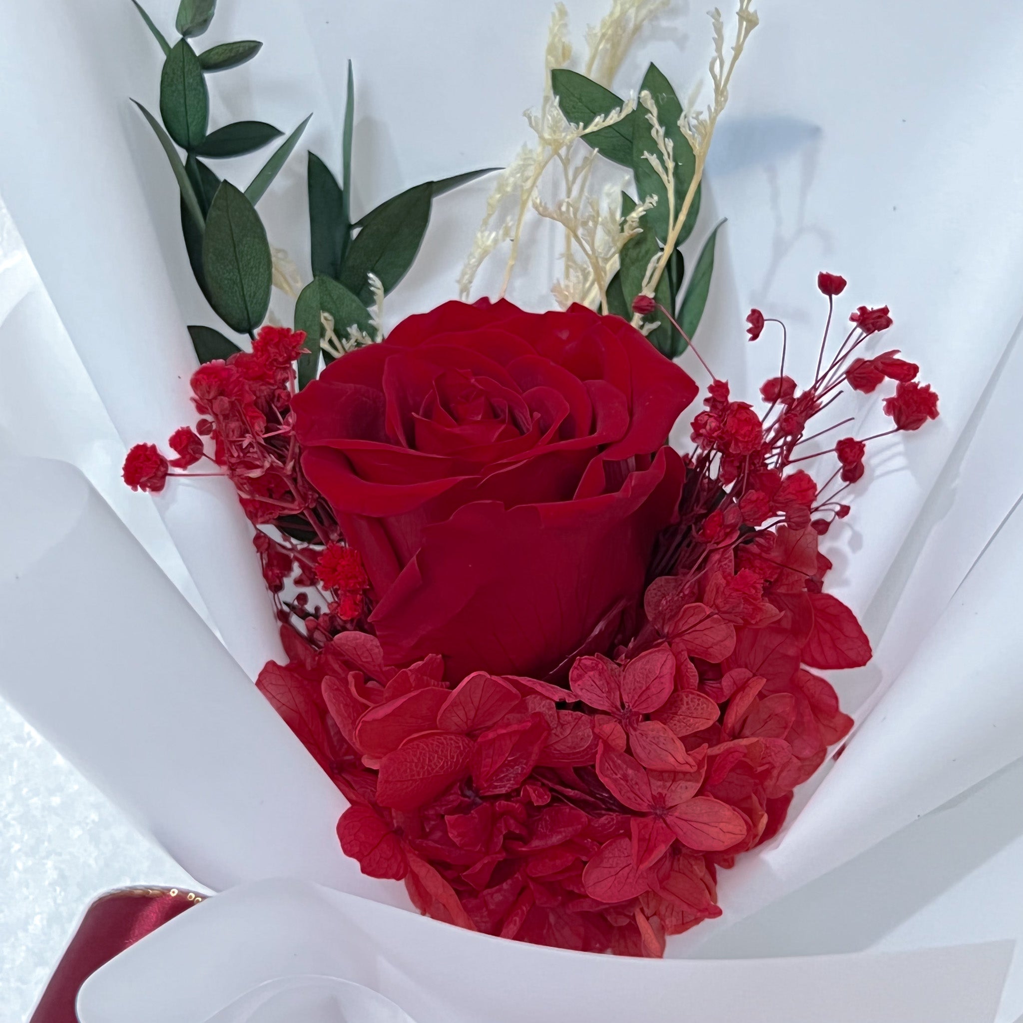 Preserved Rose with Hydrangea – Deep Red (1 Stalk)